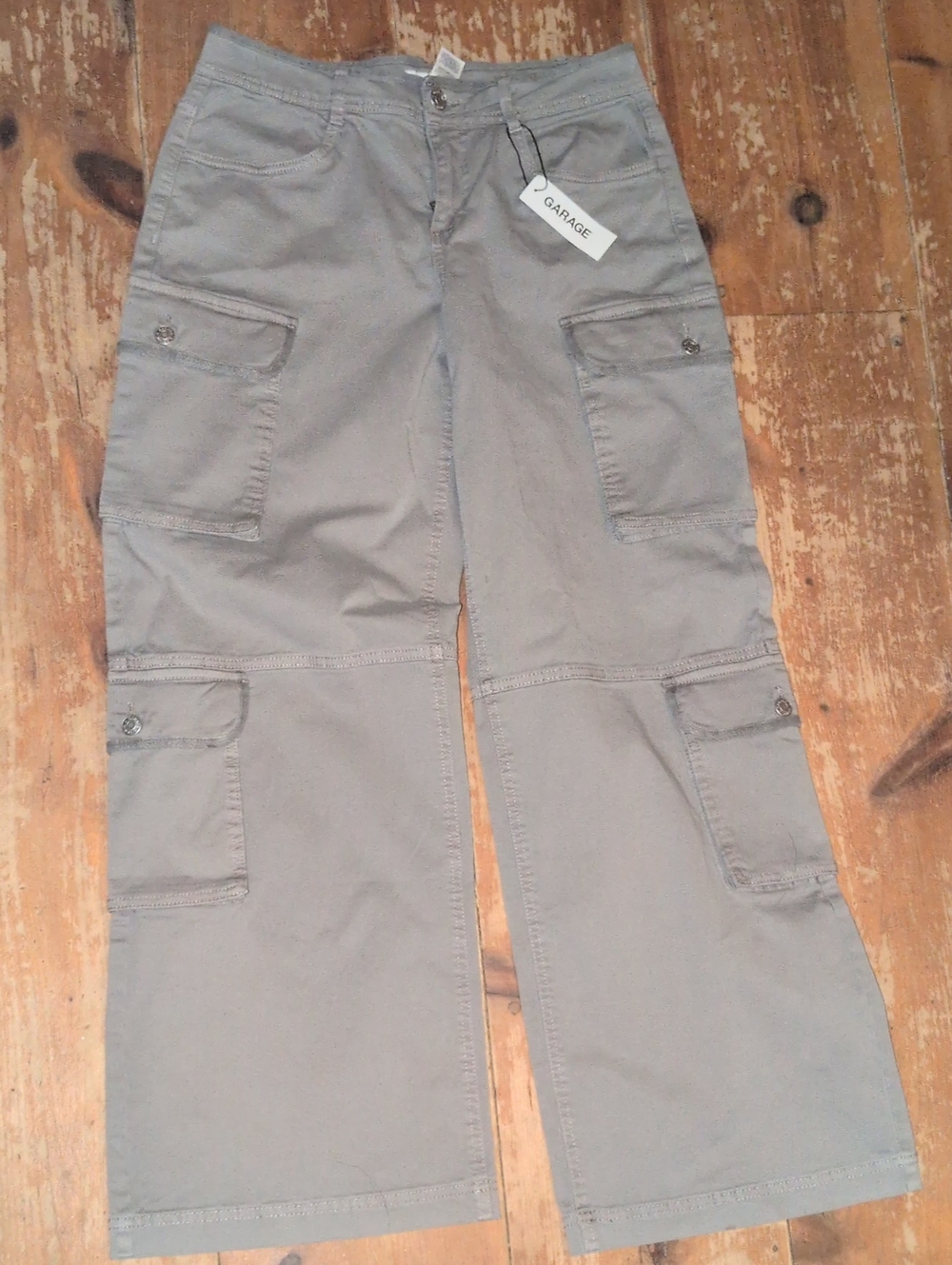 Garage Women's Cargo Pants Gray size 7 NWT Y2K